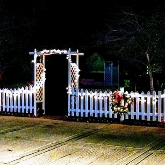 Meet your Posher, Jennifer - Picture 1 of 1